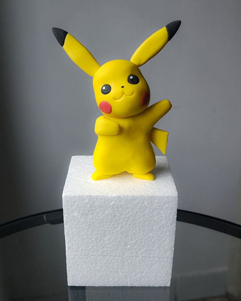 Figurka na tort na zamówienie Pikachu