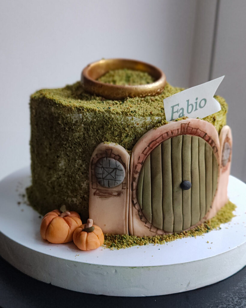 Tort CHatka Hobbita Poznań