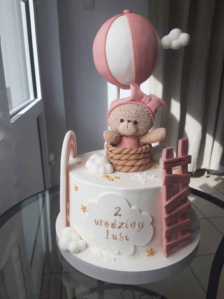 TOrt z MIsiem w Balonie dla dziewczynki. Tort na roczek Poznań
