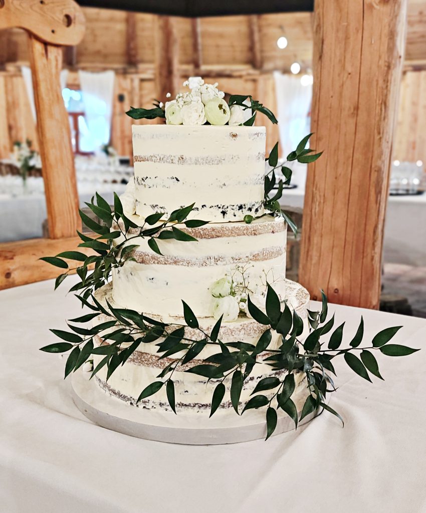 Tort Weselny Rustykalny Naked Cake